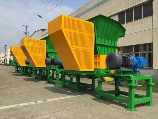 qualidade  ISO9001 Industrial Double Shaft Shredder Machine fábrica