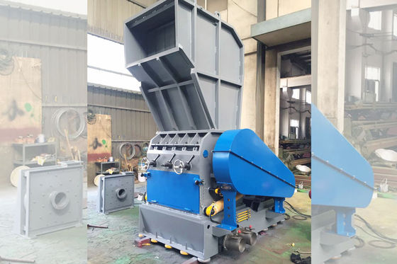 A reciclagem da lâmina D2 considera a máquina plástica do triturador