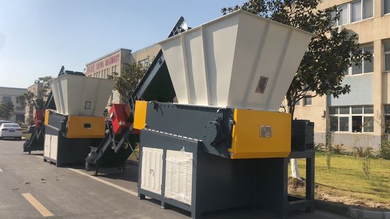 Máquina da retalhadora do eixo do sistema 400kg/H 380V do PLC única