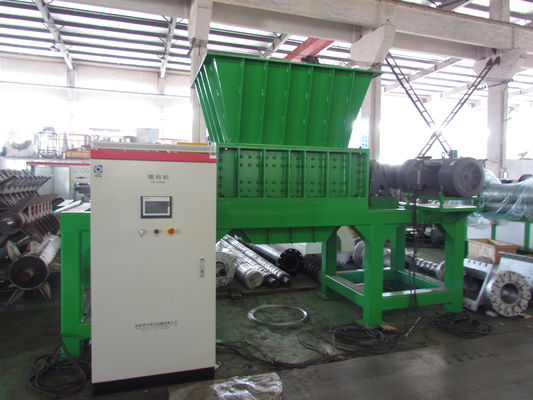 máquina da retalhadora do eixo do gêmeo 18.5kw, máquina shredding do pneumático durável