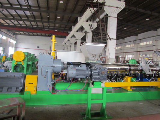 Tudo em uma linha de granulagem plástica da consolidação 800kg/H