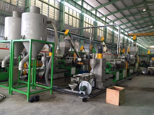 300kg/h linha de granulagem plástica das fases rígidas dos flocos dois