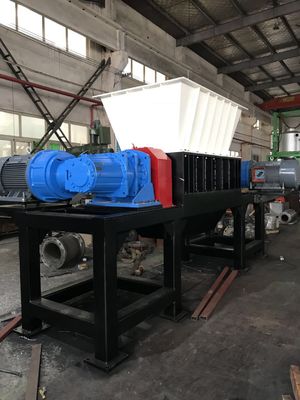 máquina alta da retalhadora do eixo do dobro do torque da lâmina 9CrSi
